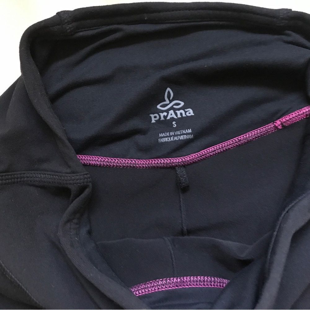 4 for $20 Prana Capri Leggings with Open Sides (S) - Picture 7 of 11